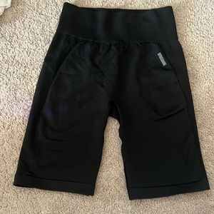 Gymshark black biker shorts in size small 🖤